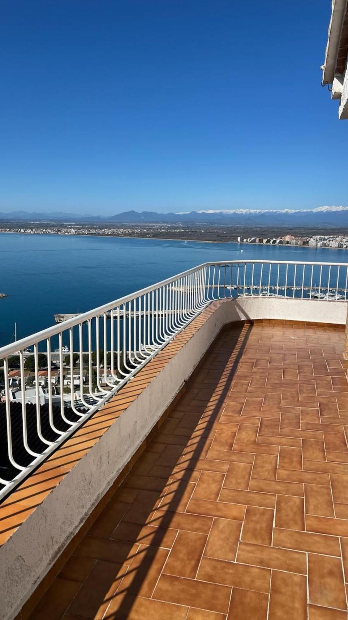 Precioso Piso Con Vistas Espectaculares Del Mar Av-50 Apartment Roses Bagian luar foto